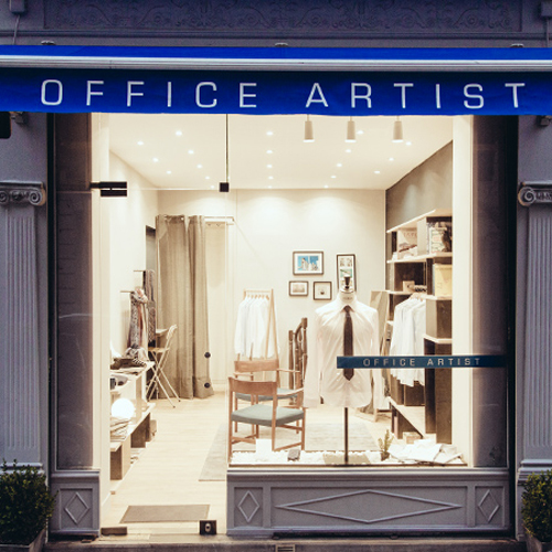 Office Artist, chemise et élegance